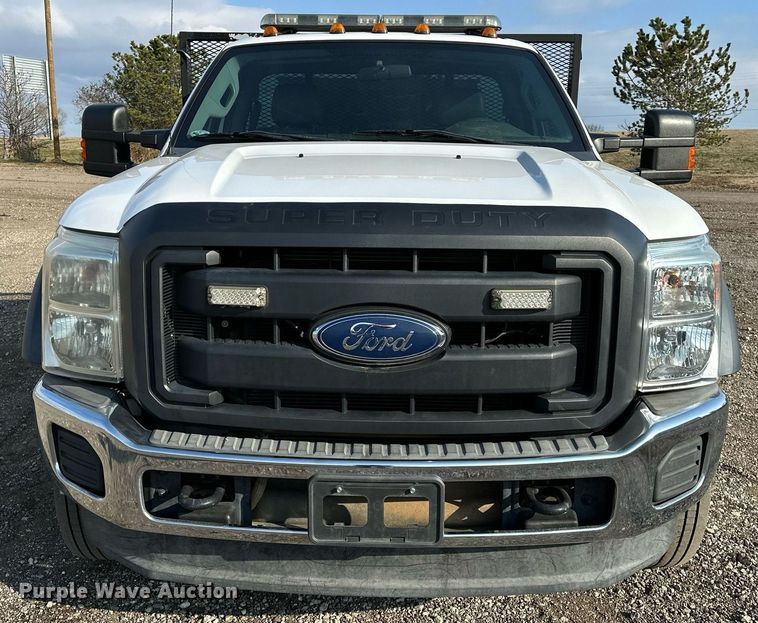 image for item OM9799 2015 Ford F450 Super Duty flatbed truck
