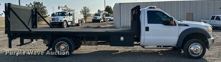 image for item OM9799 2015 Ford F450 Super Duty flatbed truck