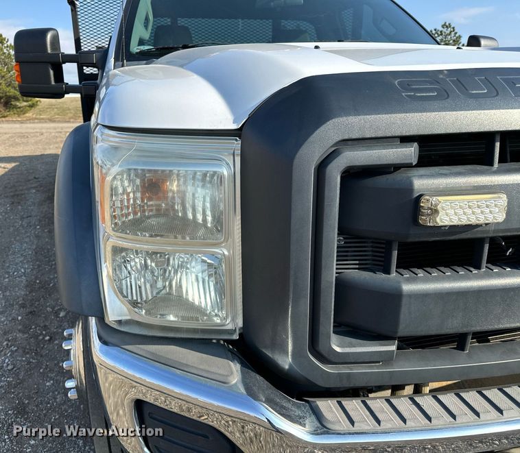 image for item OM9799 2015 Ford F450 Super Duty flatbed truck