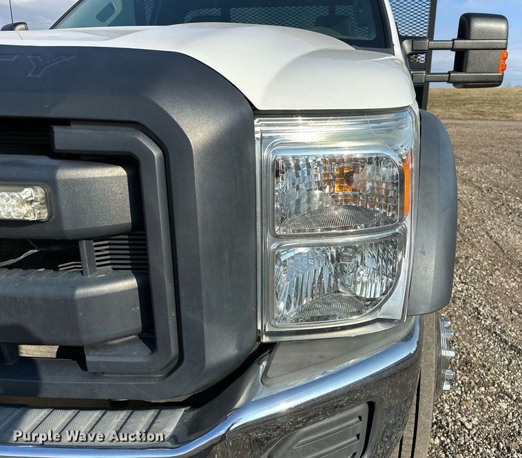 image for item OM9799 2015 Ford F450 Super Duty flatbed truck