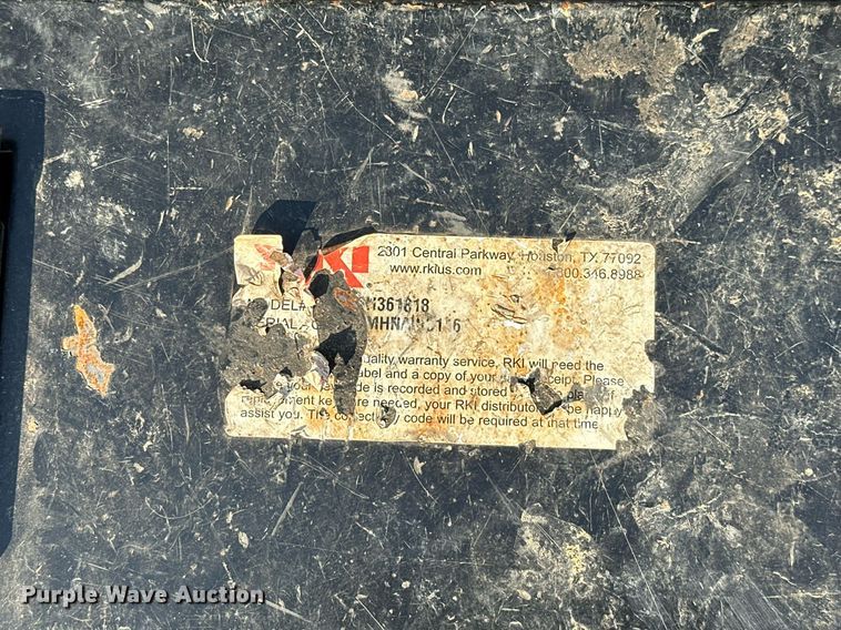 image for item OM9799 2015 Ford F450 Super Duty flatbed truck