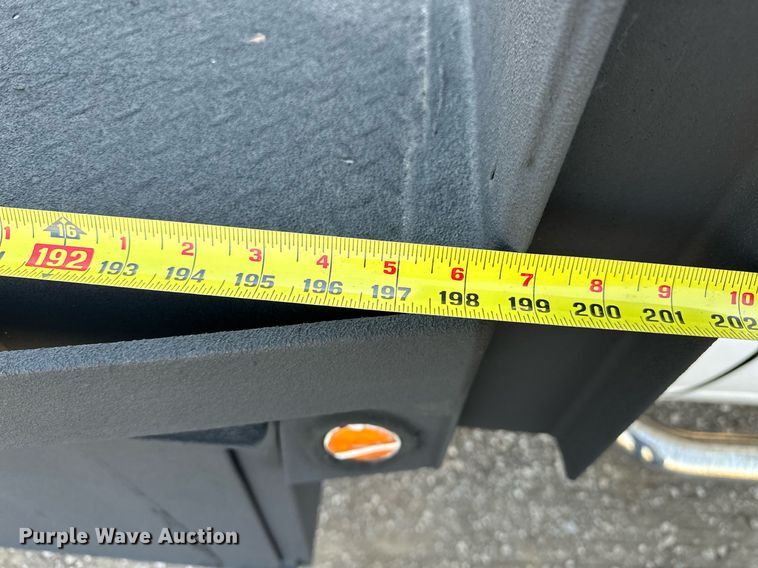 image for item OM9799 2015 Ford F450 Super Duty flatbed truck