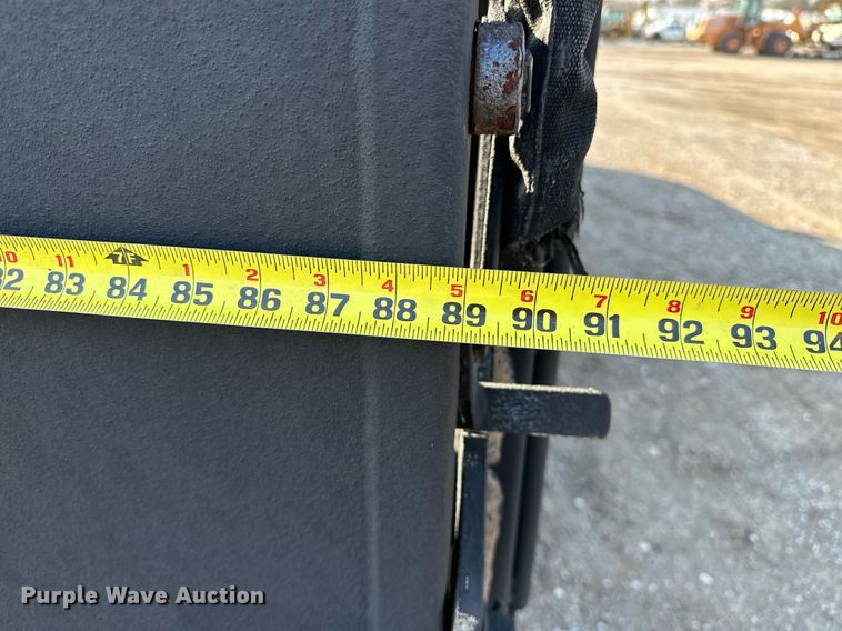 image for item OM9799 2015 Ford F450 Super Duty flatbed truck