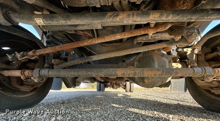 image for item OM9799 2015 Ford F450 Super Duty flatbed truck