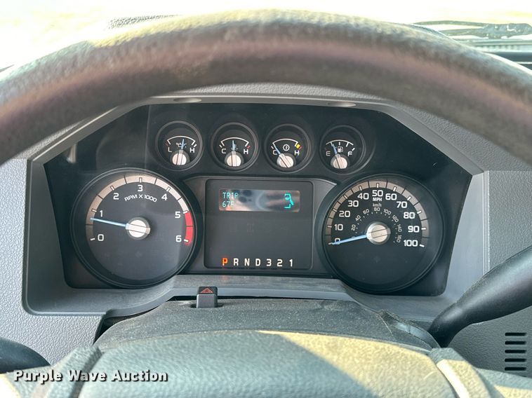 image for item OM9799 2015 Ford F450 Super Duty flatbed truck