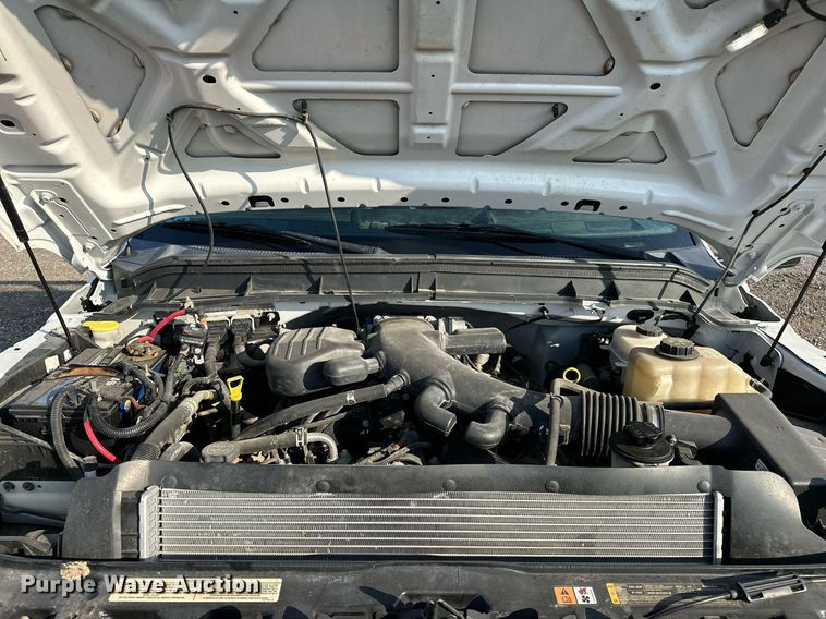 image for item OM9799 2015 Ford F450 Super Duty flatbed truck