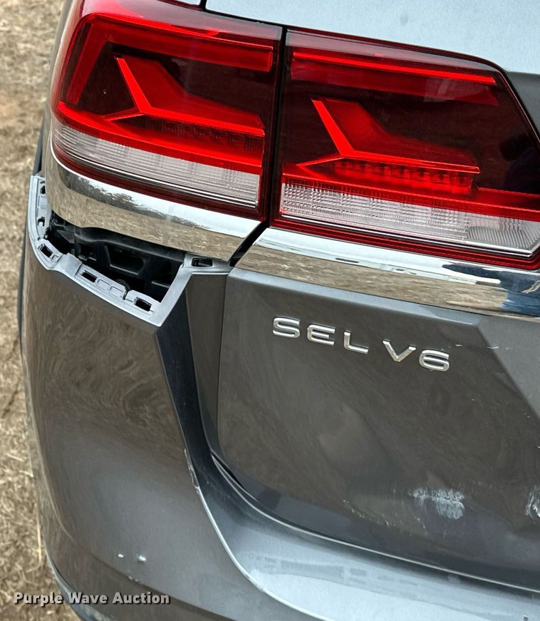 image for item OM9817 2021 Volkswagen  Atlas  SUV