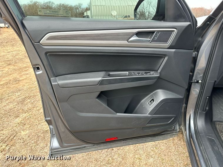 image for item OM9817 2021 Volkswagen  Atlas  SUV