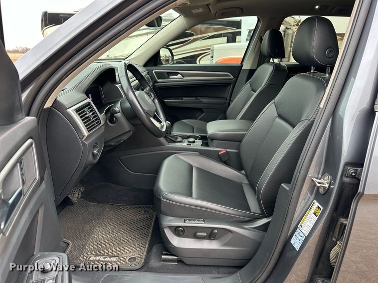 image for item OM9817 2021 Volkswagen  Atlas  SUV