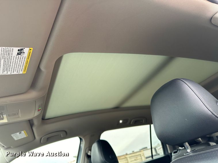 image for item OM9817 2021 Volkswagen  Atlas  SUV