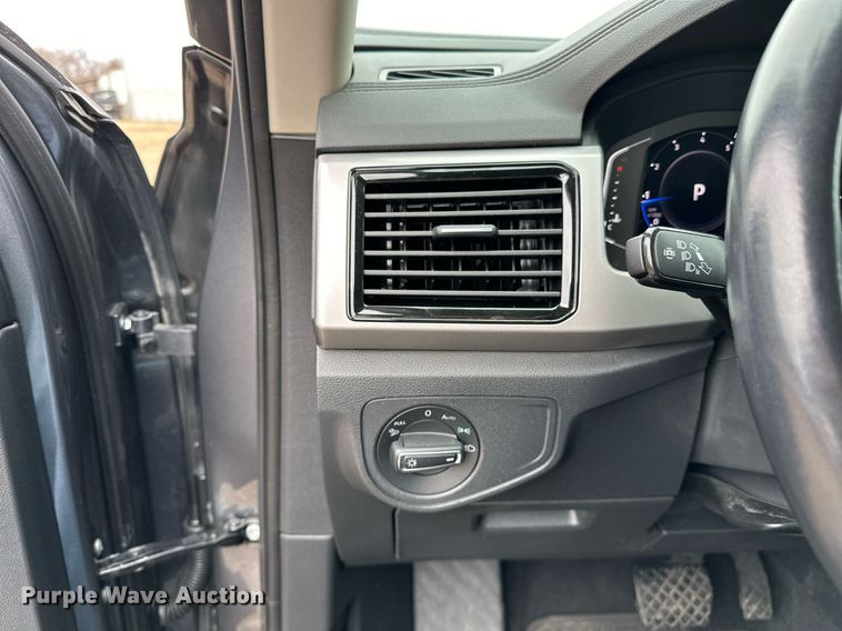 image for item OM9817 2021 Volkswagen  Atlas  SUV