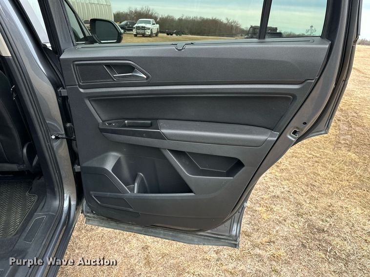 image for item OM9817 2021 Volkswagen  Atlas  SUV