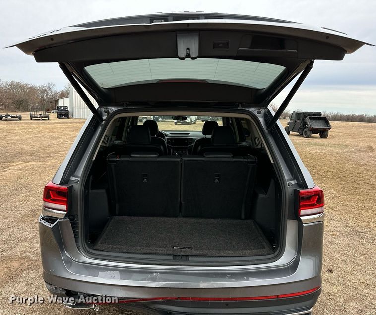 image for item OM9817 2021 Volkswagen  Atlas  SUV