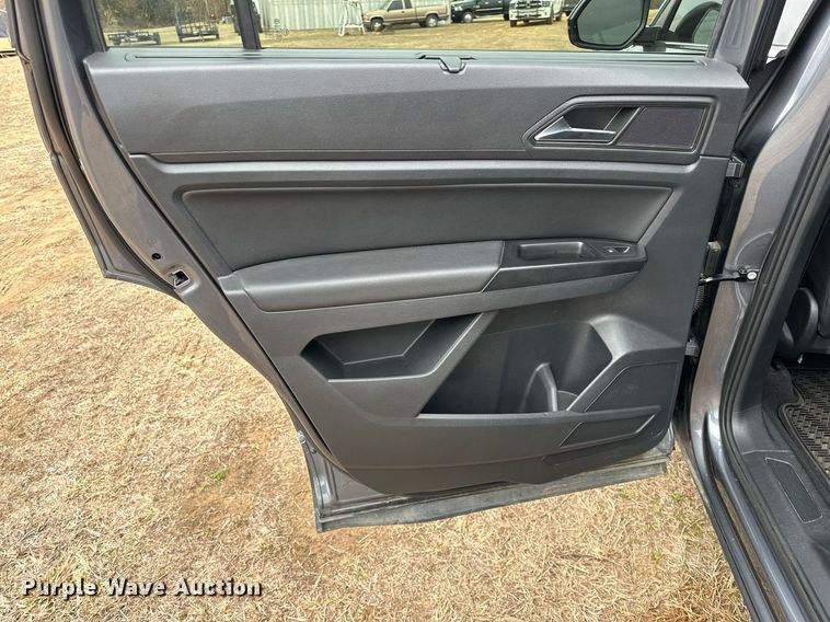 image for item OM9817 2021 Volkswagen  Atlas  SUV