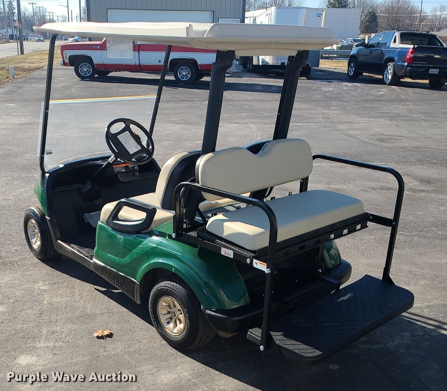 2008 Yamaha YDRA golf cart in Marshall, MO Item MQ9664 for sale