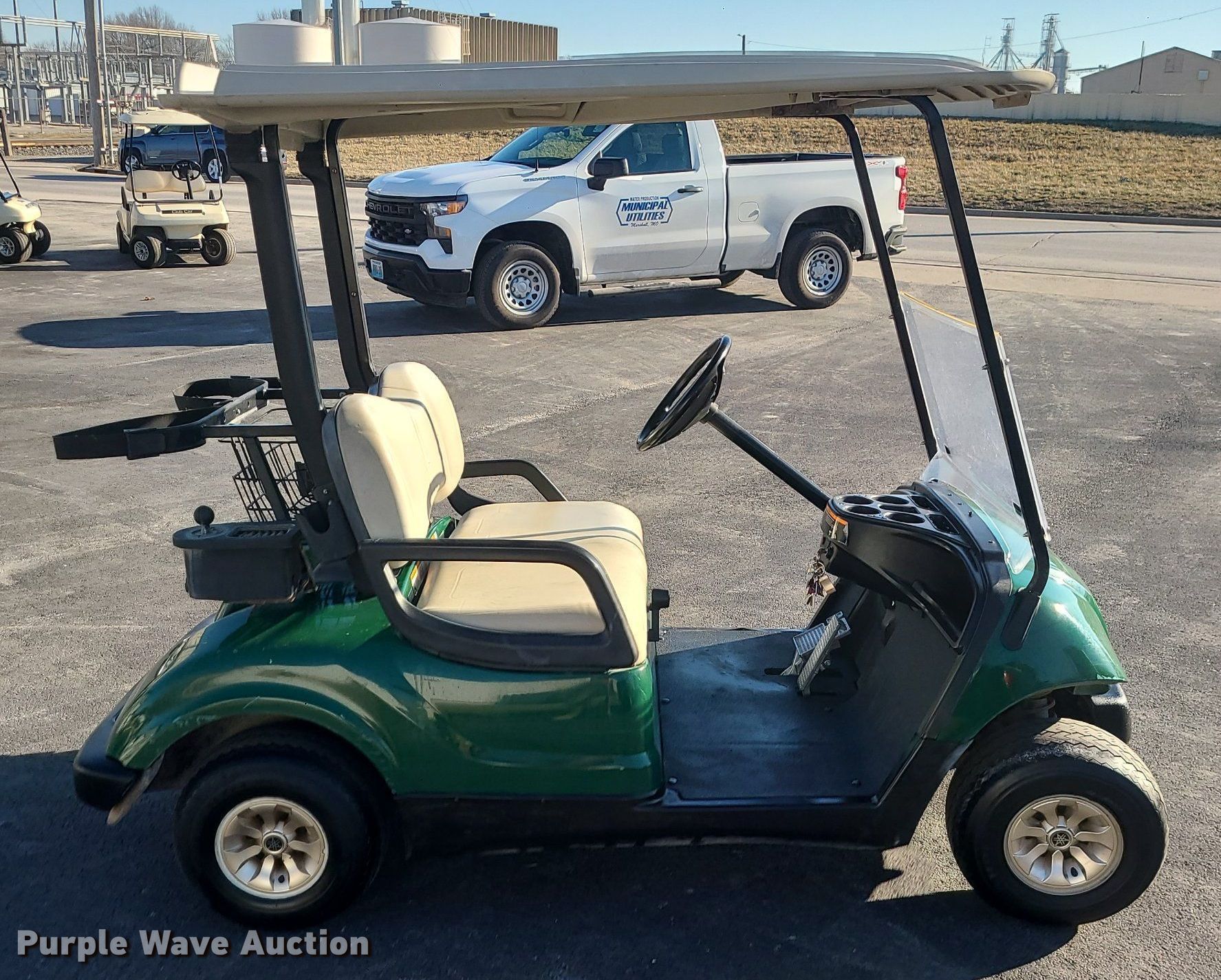 2008 Yamaha YDRA golf cart in Marshall, MO Item MQ9667 for sale
