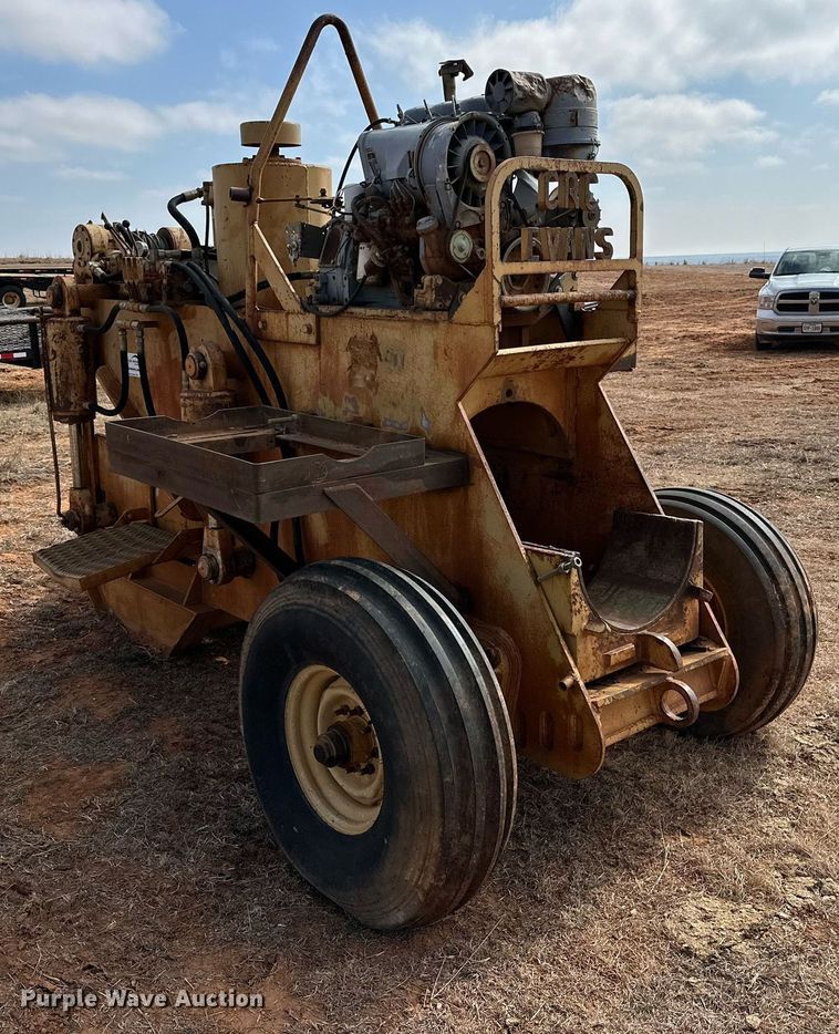 image for item DG4252 Crc-Evans pipe bending machine