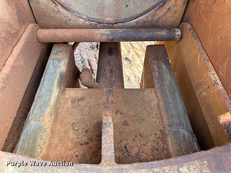 image for item DG4252 Crc-Evans pipe bending machine