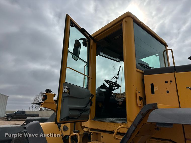 image for item DG4254 2006 Volvo L90E wheel loader