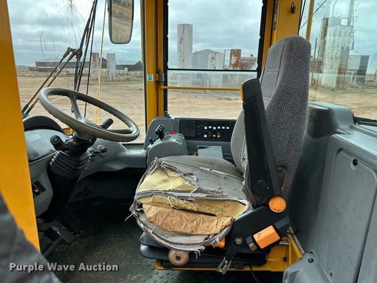 image for item DG4254 2006 Volvo L90E wheel loader