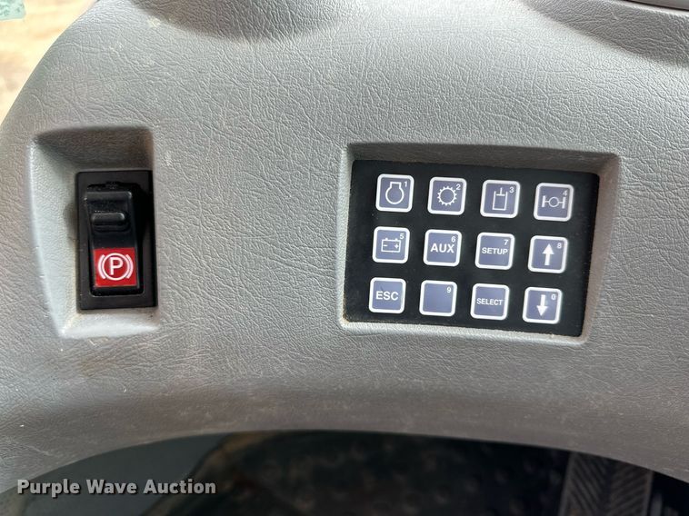 image for item DG4254 2006 Volvo L90E wheel loader