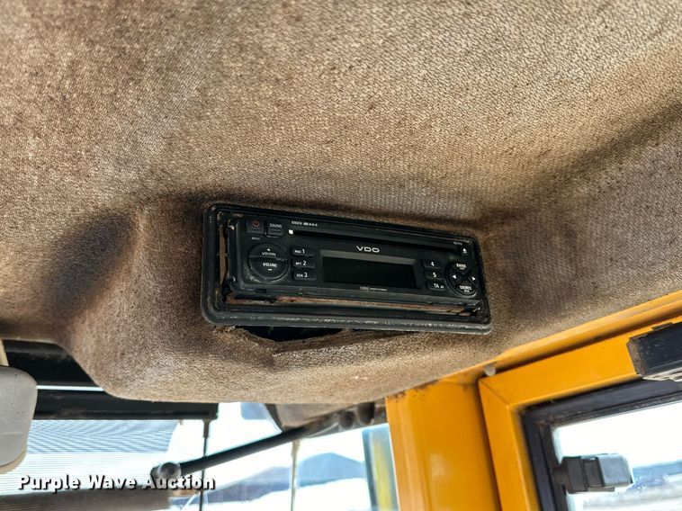 image for item DG4254 2006 Volvo L90E wheel loader