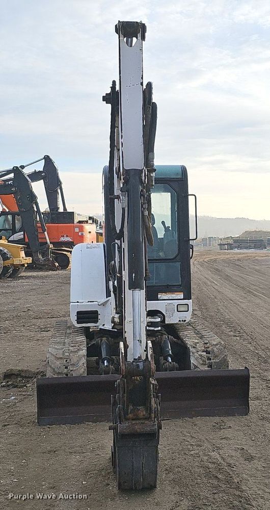 image for item DK0535 2003 Bobcat 341D mini excavator