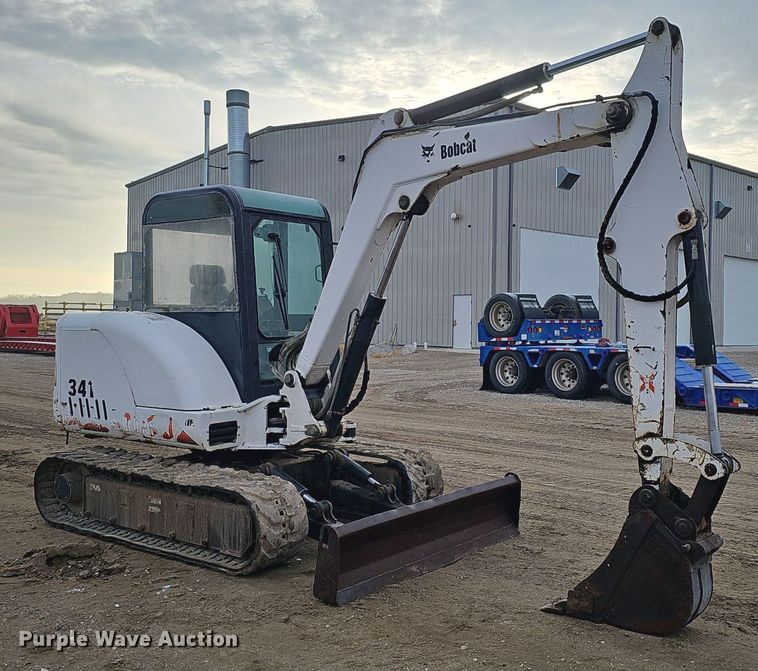 image for item DK0535 2003 Bobcat 341D mini excavator