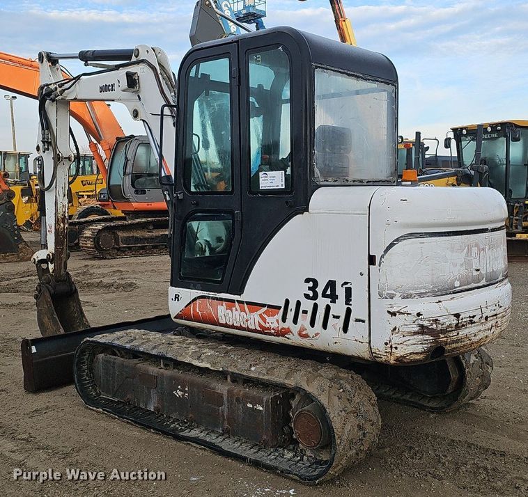 image for item DK0535 2003 Bobcat 341D mini excavator