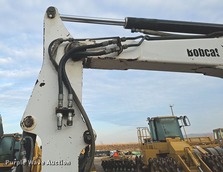 image for item DK0535 2003 Bobcat 341D mini excavator