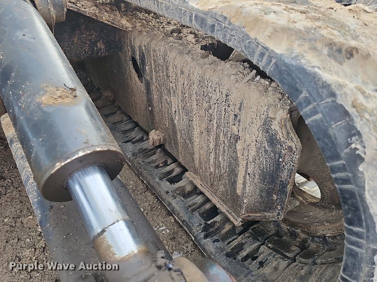 image for item DK0535 2003 Bobcat 341D mini excavator