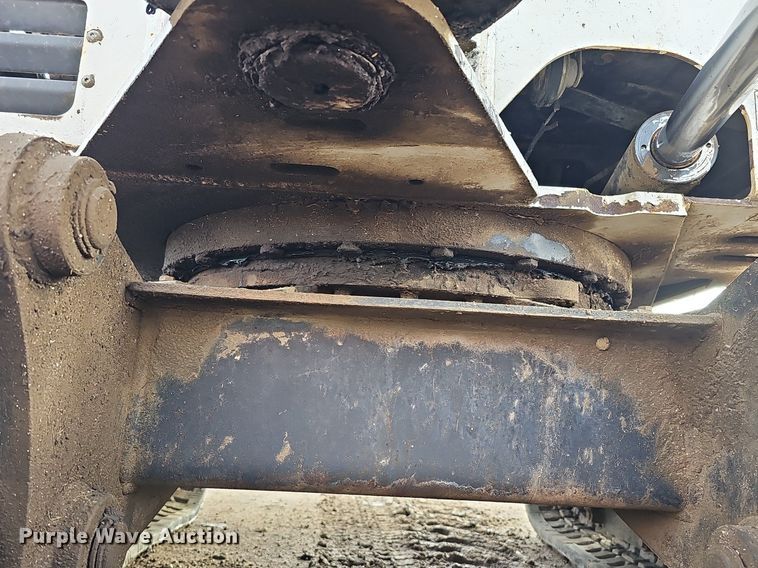 image for item DK0535 2003 Bobcat 341D mini excavator