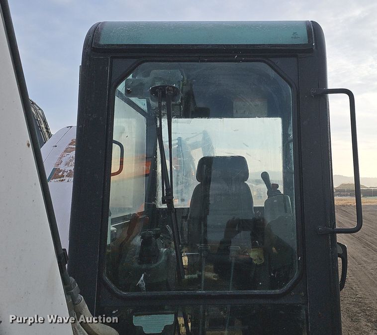 image for item DK0535 2003 Bobcat 341D mini excavator