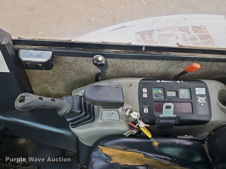 image for item DK0535 2003 Bobcat 341D mini excavator