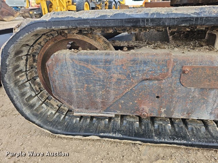 image for item DK0535 2003 Bobcat 341D mini excavator