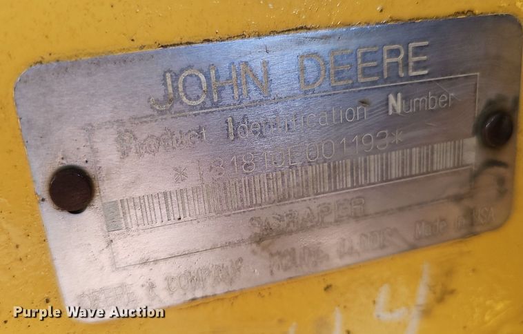 image for item DK0536 2004 John Deere 1810E scraper