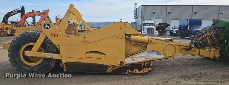 image for item DK0537 2008 John Deere 1810E scraper