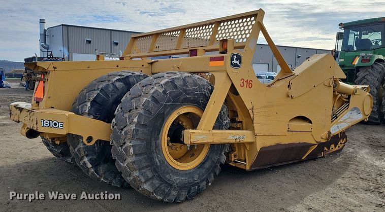 image for item DK0537 2008 John Deere 1810E scraper