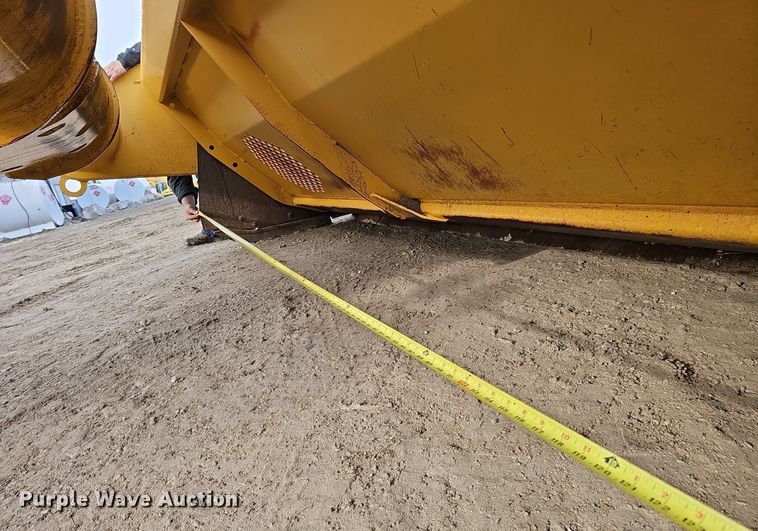 image for item DK0537 2008 John Deere 1810E scraper