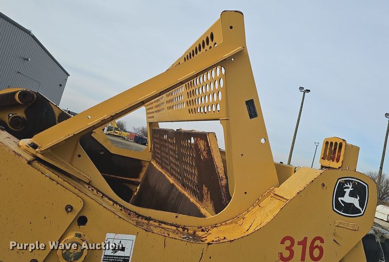 image for item DK0537 2008 John Deere 1810E scraper