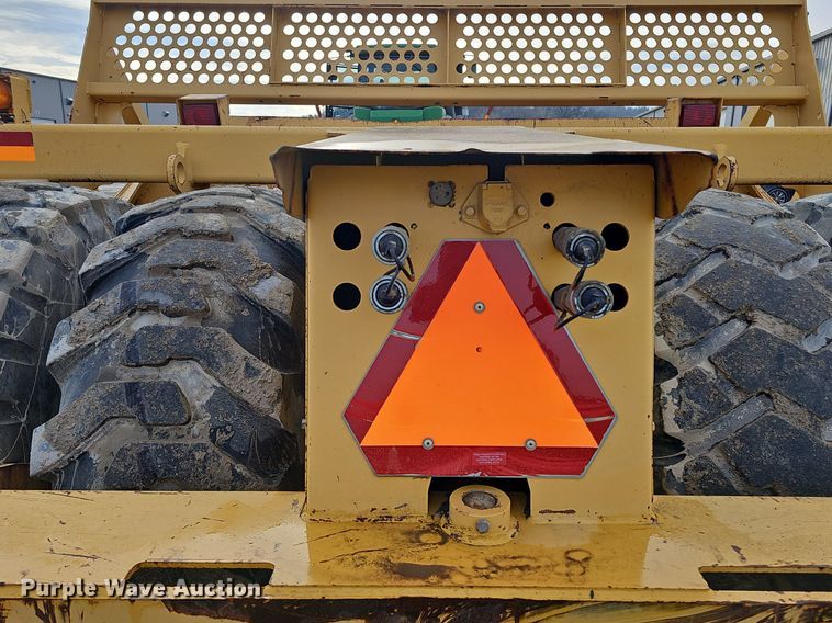 image for item DK0537 2008 John Deere 1810E scraper