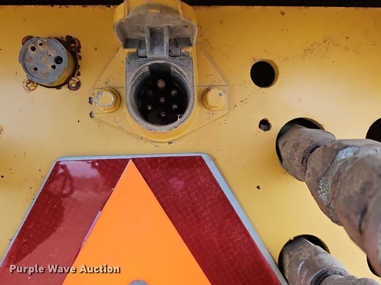 image for item DK0537 2008 John Deere 1810E scraper