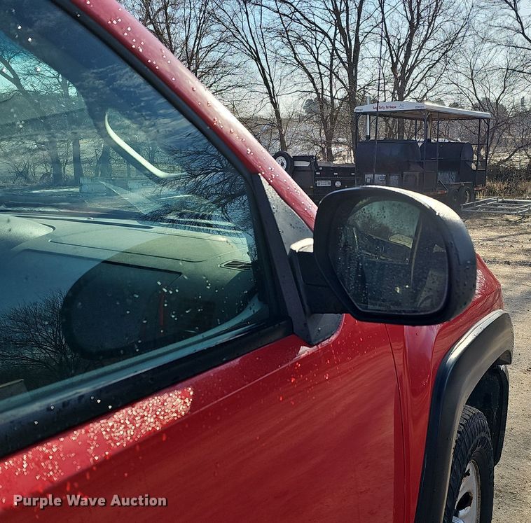 image for item DK0562 2010 Chevrolet Silverado 1500 Ext. Cab pickup truck