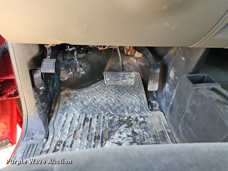 image for item DK0562 2010 Chevrolet Silverado 1500 Ext. Cab pickup truck