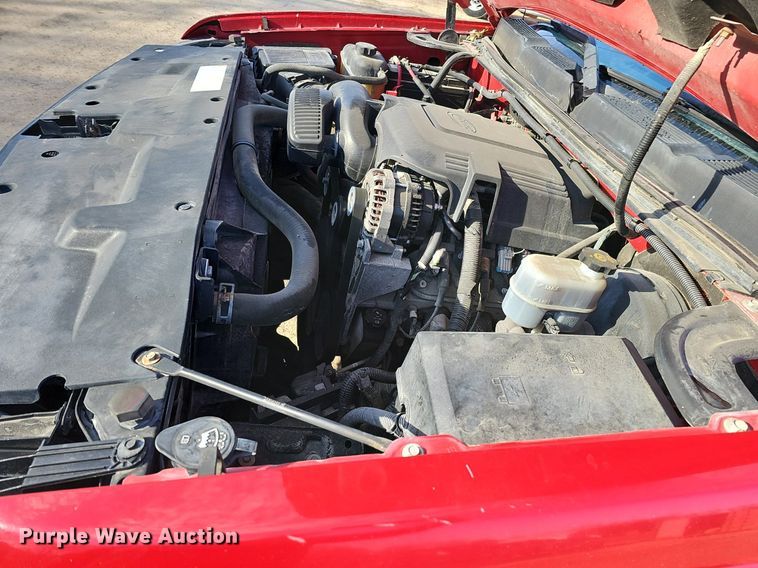 image for item DK0562 2010 Chevrolet Silverado 1500 Ext. Cab pickup truck