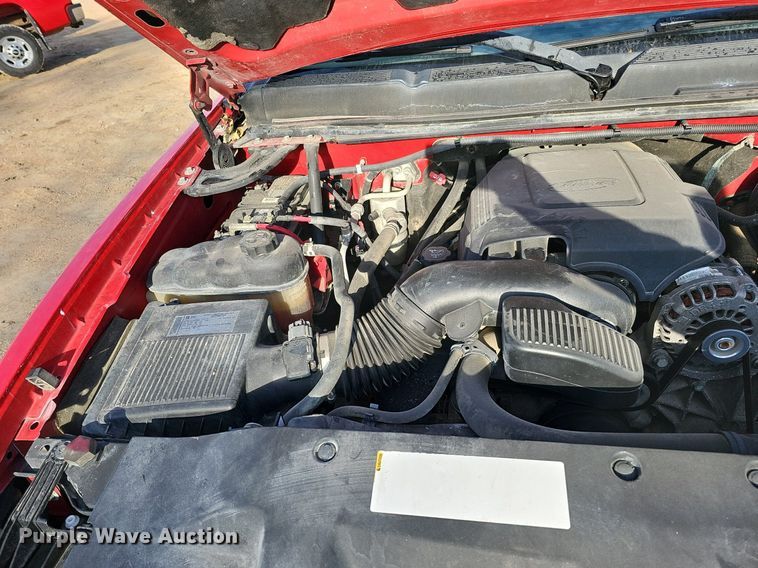 image for item DK0562 2010 Chevrolet Silverado 1500 Ext. Cab pickup truck