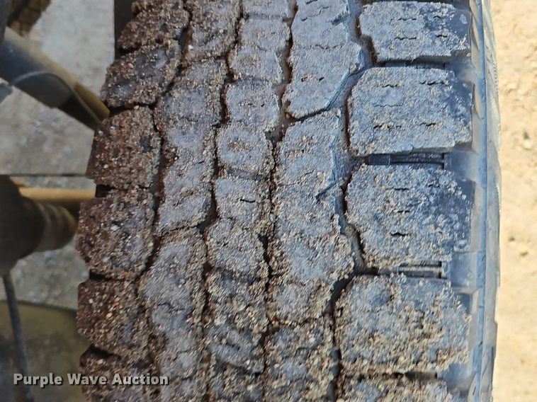 image for item DK0562 2010 Chevrolet Silverado 1500 Ext. Cab pickup truck