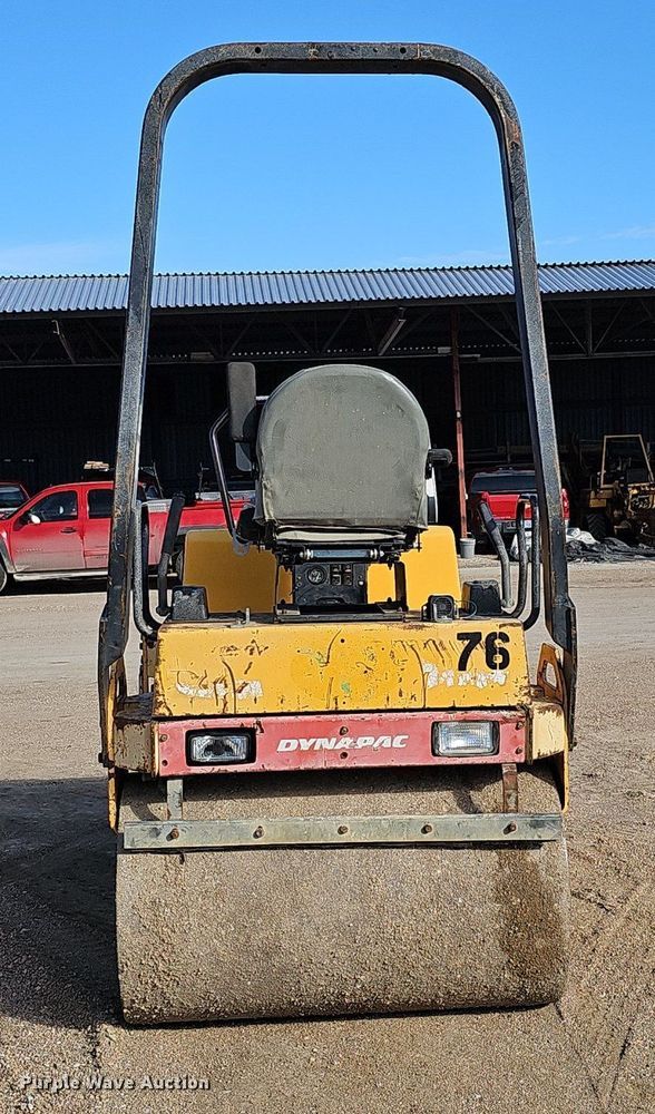 image for item DK0566 DynaPac CC122 double drum vibratory roller