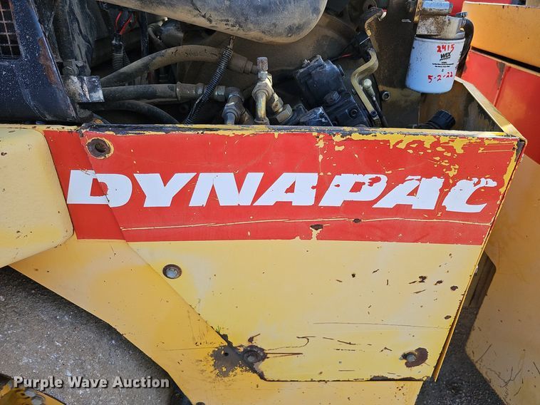 image for item DK0566 DynaPac CC122 double drum vibratory roller