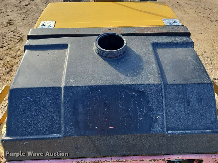 image for item DK0566 DynaPac CC122 double drum vibratory roller